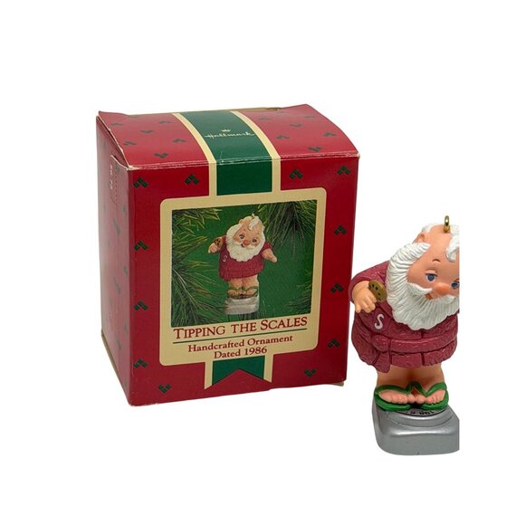 VTG Hallmark 1986 Keepsake Ornament Tipping The Scales Santa Handcrafted Christm - Picture 3 of 5